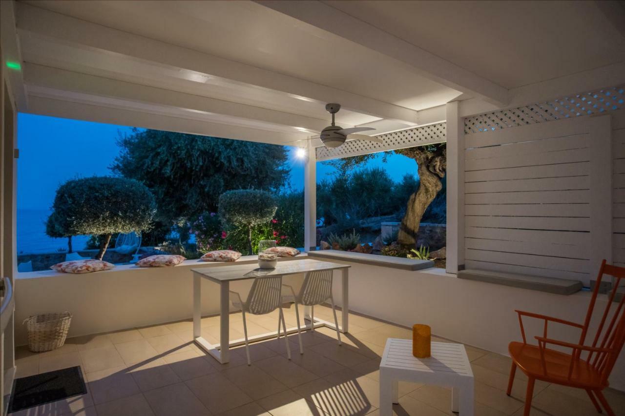 Mareggio Exclusive Residences & Suites Gythio Bagian luar foto