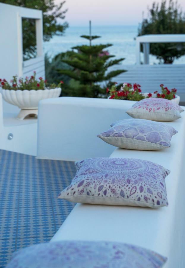 Mareggio Exclusive Residences & Suites Gythio Bagian luar foto
