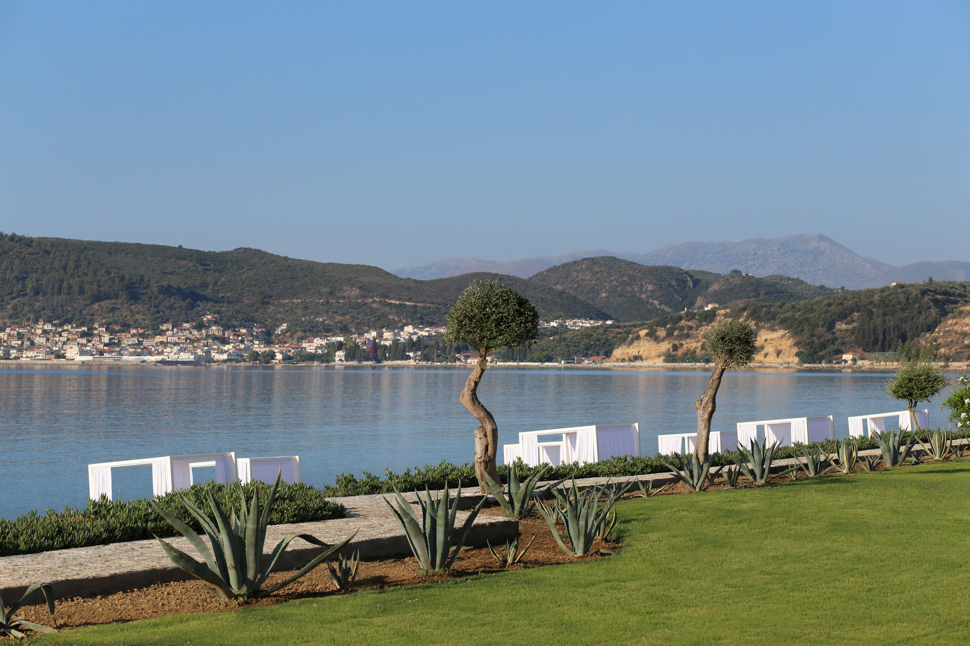 Mareggio Exclusive Residences & Suites Gythio Bagian luar foto
